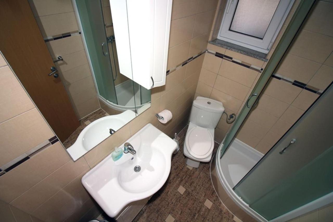 4 Bedroom Apartment In Тисно Екстер'єр фото
